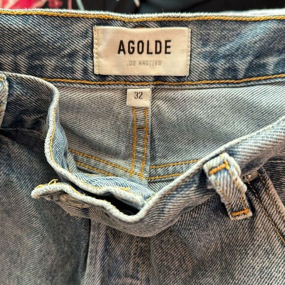 Agolde Dee Distressed Denim Fray Hem Jean Shorts Chimes Light Blue Wash Size 32 - Picture 4 of 9